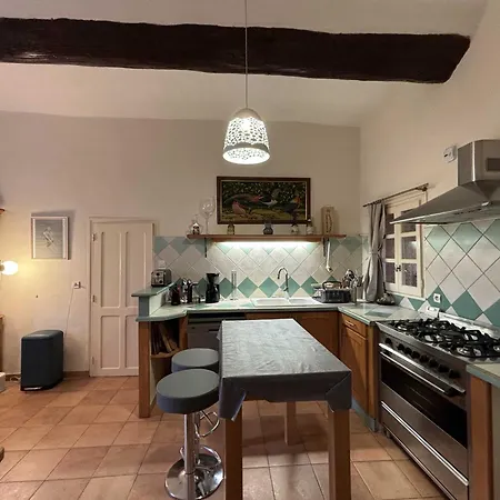 Grande Maison Art Nouveau Entre & Garrigue, Charme Et Loisirs Au Coeur Du Sud