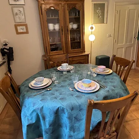 Сasa de vacaciones Grande Maison Art Nouveau Entre & Garrigue, Charme Et Loisirs Au Coeur Du Sud *