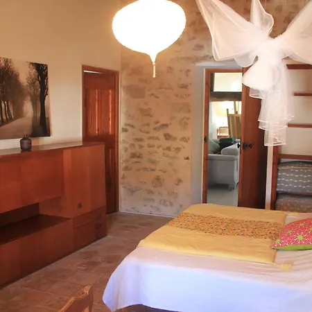 Grande Maison Art Nouveau Entre & Garrigue, Charme Et Loisirs Au Coeur Du Sud *