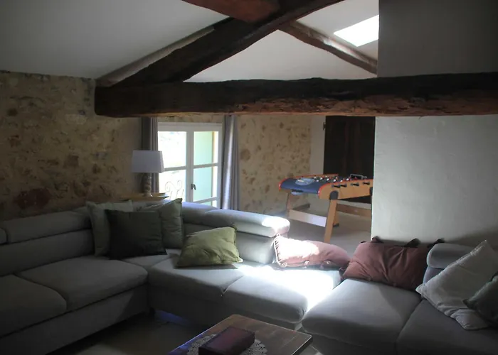 Grande Maison Art Nouveau Entre & Garrigue, Charme Et Loisirs Au Coeur Du Sud * Gabian